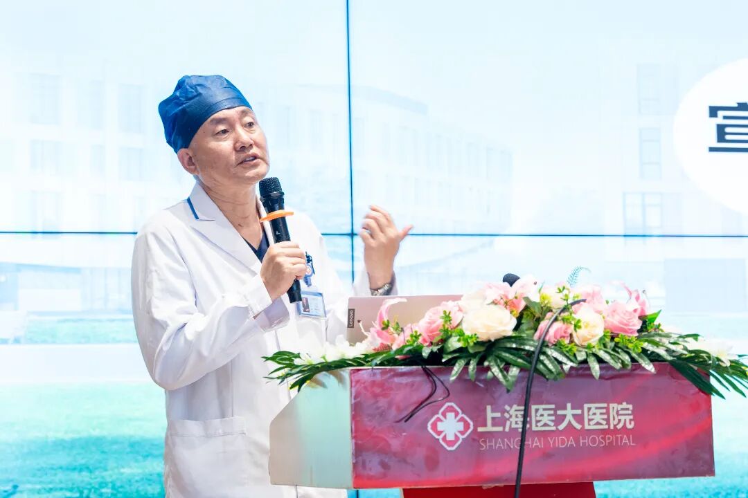 健康科普环节,我院口腔科张林博士带来"关注中老年口腔问题"的专题