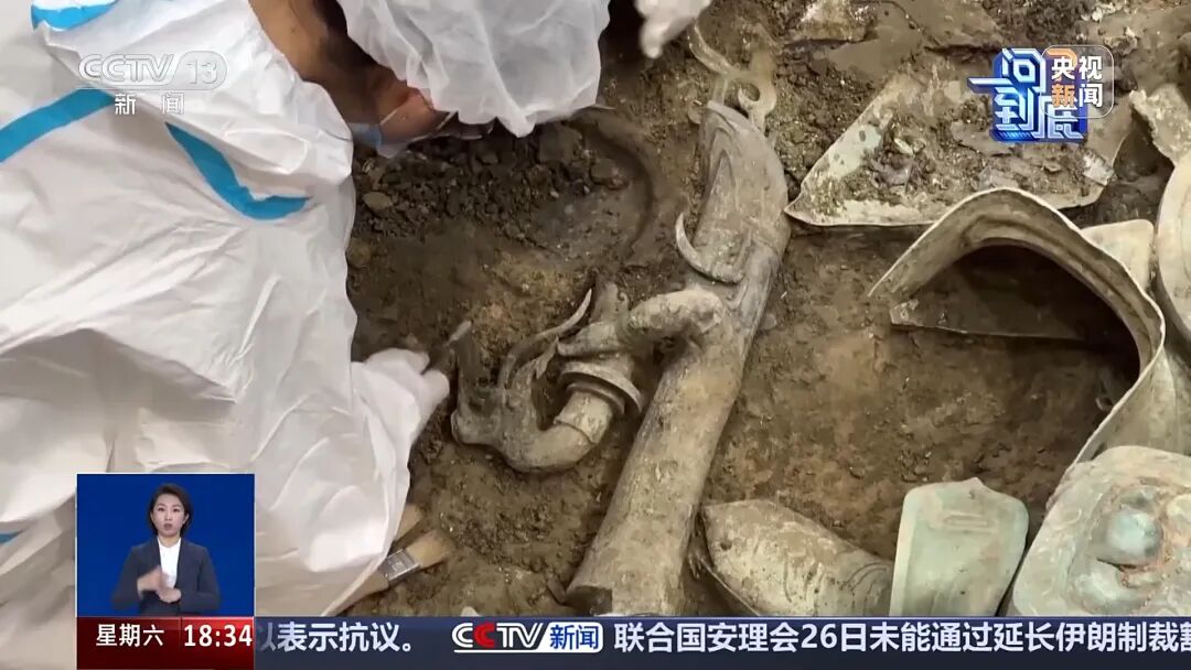 三星堆公布重大发现！专家：种种迹象表明，三星堆可能爆发过内战，神权贵族集团受到严重打击，城市水系也因此改变