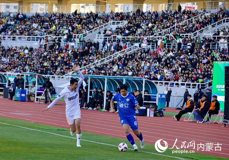 蒙超决赛现场。人民网记者 齐浩男摄