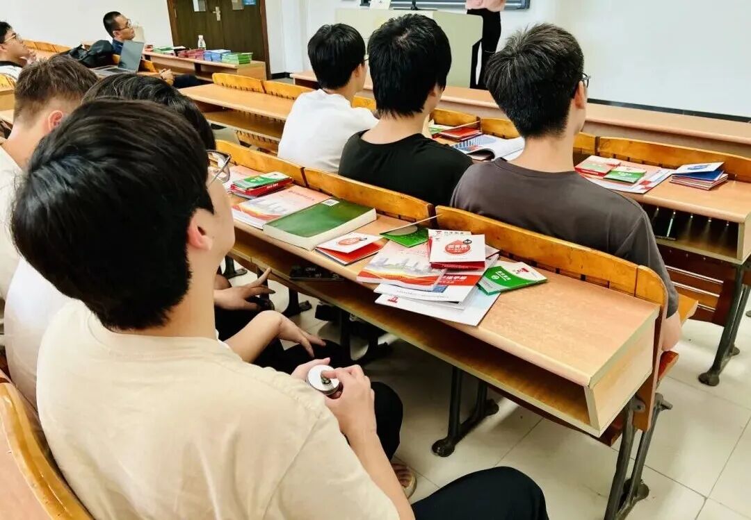 学生反应2.jpg