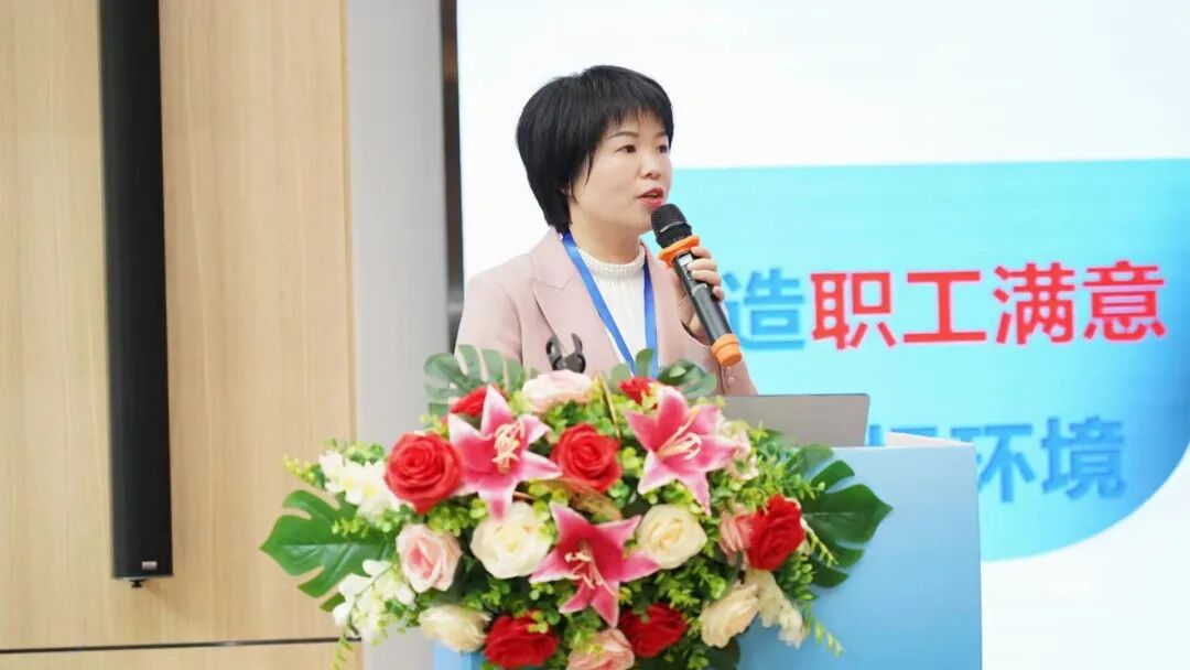 医院床位灯怎么关【健康中国说】长沙市中心医院（南华大学附属长沙中心医院）护理部副主任杨东华：以心为灯，做生命的守护天使_https://www.jmylbn.com_新闻资讯_第13张