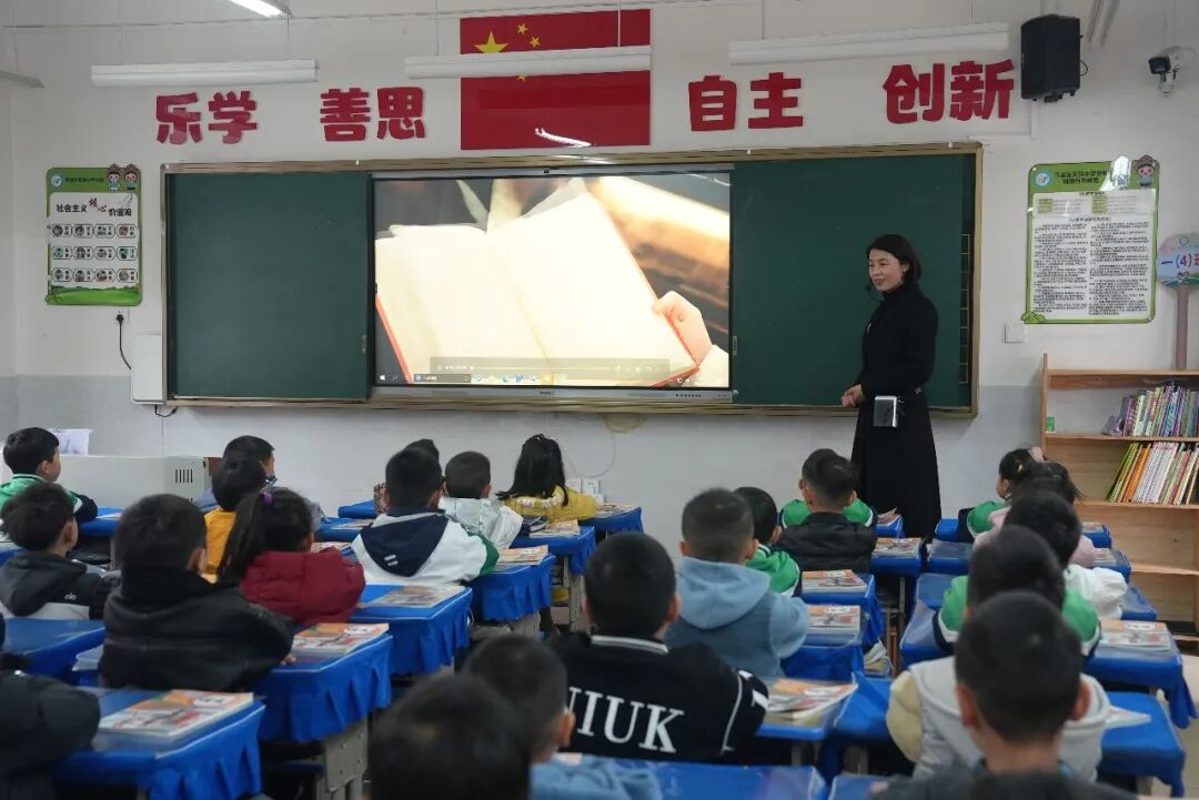 春启新程，逐梦启航！乌当区中小学今日开学