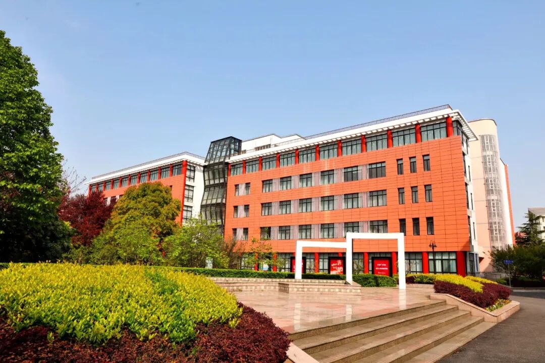 2023年上海戏剧学院附属戏曲学校招生简章（美术类）