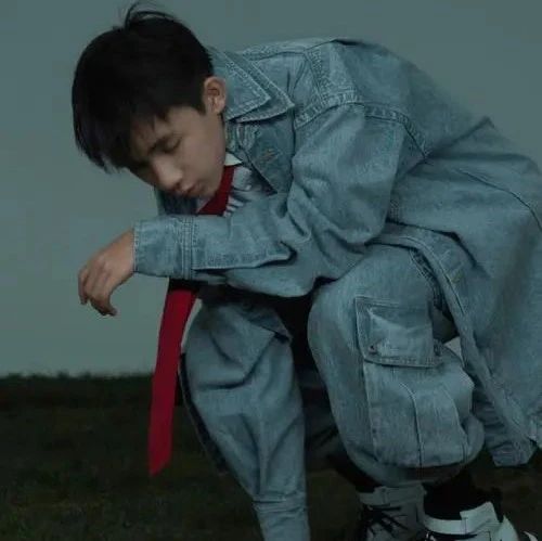 荣梓杉的双校第一!才华、教育与年轻演员的未来