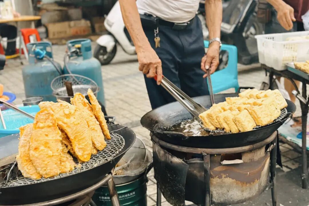 最被老饕忽略的广东风味小城吃的又甜又咸真的香麻了