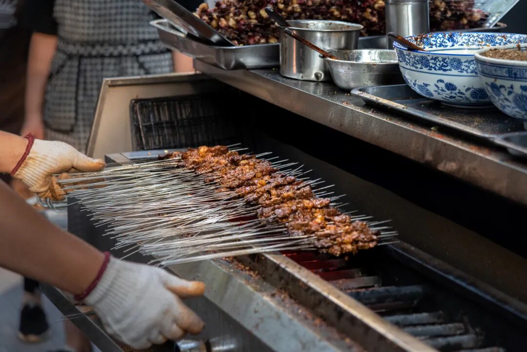 西北最低调的小城，藏着一个不输广州的早茶江湖！