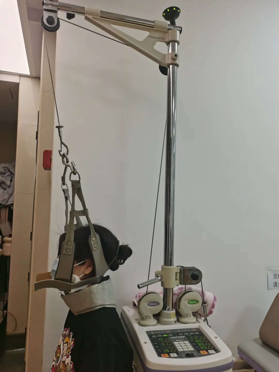 怎么选择家用颈椎牵引在家“吊脖子”治颈椎病，真的靠谱吗？_https://www.jmylbn.com_新闻资讯_第9张