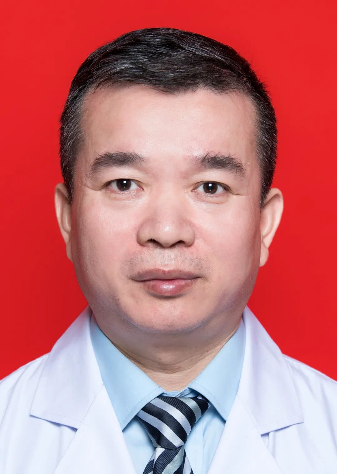 悬吊训练系统 怎么装椎间盘突出引发脊柱侧弯问题，如何通过针灸推拿+悬吊训练恢复身体平衡？_https://www.jmylbn.com_新闻资讯_第19张