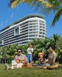 三亚海棠湾仁恒皇冠假日度假酒店·高级海景房 2晚