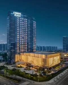 绍兴滨海新区皇冠假日酒店·高级房 双床 2晚
