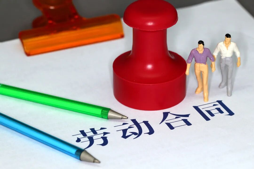 湖北首份電子勞動合同簽訂|電子|勞動合同|勞動者_新浪新聞