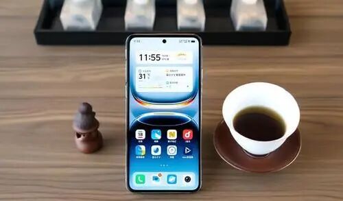 国产手机的“虚假繁荣”：2025年，你还在为“不完美旗舰”买单吗？