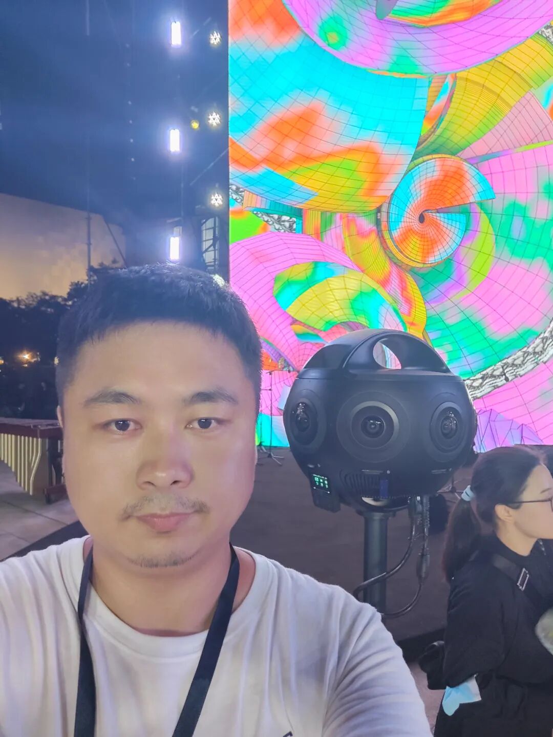 全民直播的今天，VR全景直播能否走出叫好不叫座的泥潭？