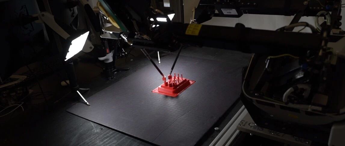 伯克利团队正在训练AI成为外科实习医生