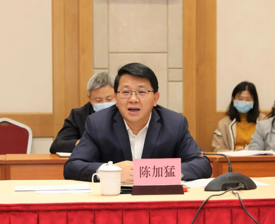 首页>今日兴宁>政务要闻>广州市人大常委会副主任,天河区委书记陈加猛