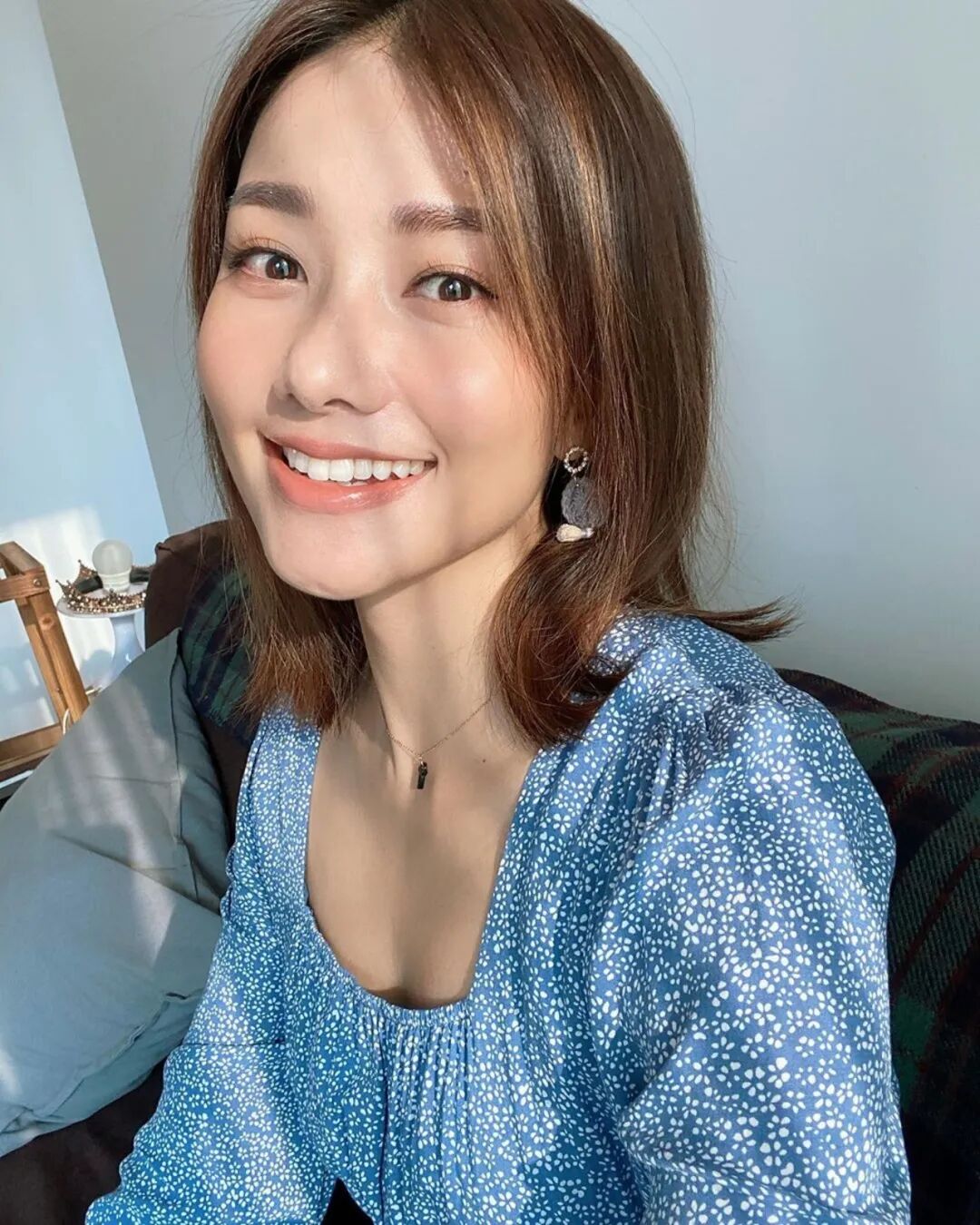 中戏毕业却跑龙套8年终于上位温馨在宣传时曾大赞前辈关礼杰有男人味