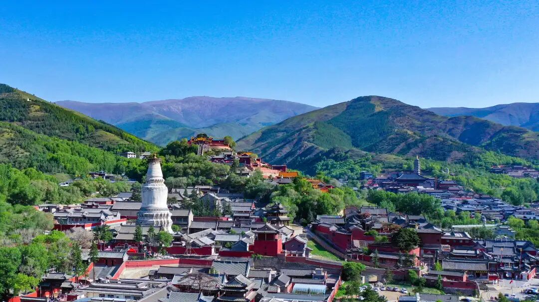 “清凉胜境”五台山 杨国军摄