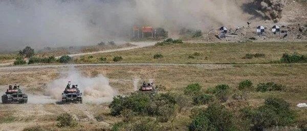 台媒称美台正式签署69亿新台币军售案，网友怒批：完善电网的钱没批吗？