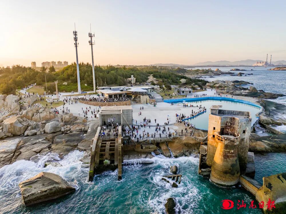 红海湾网红古堡咖啡。记者 陈茂辛 摄