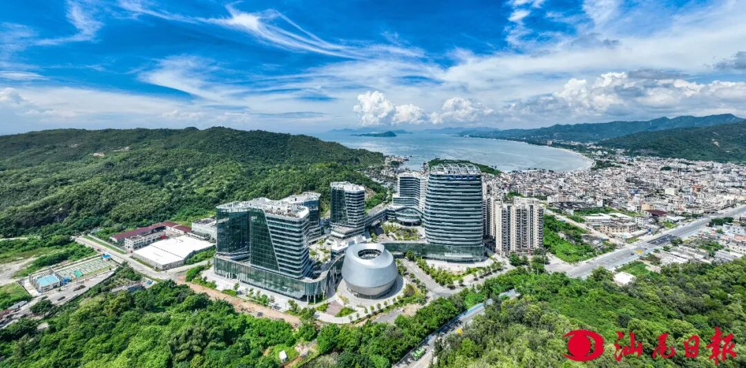 深汕特别合作区海洋智慧港。

