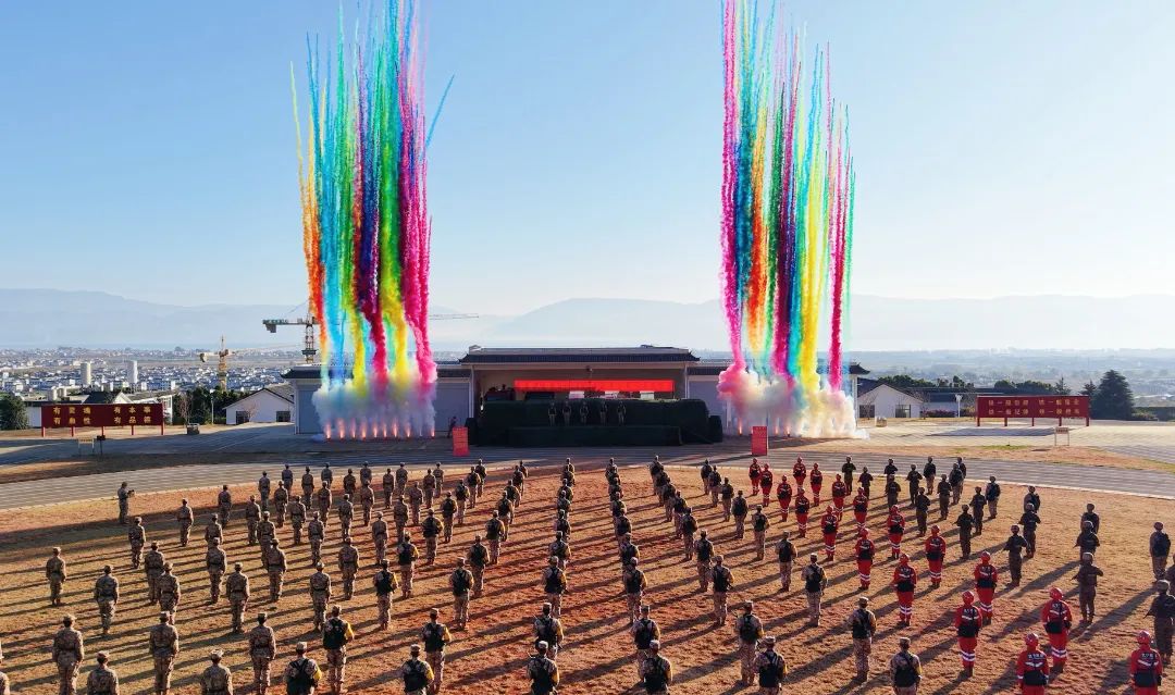 時隔6年再捧杯，廣東女籃何以逆襲奪冠？