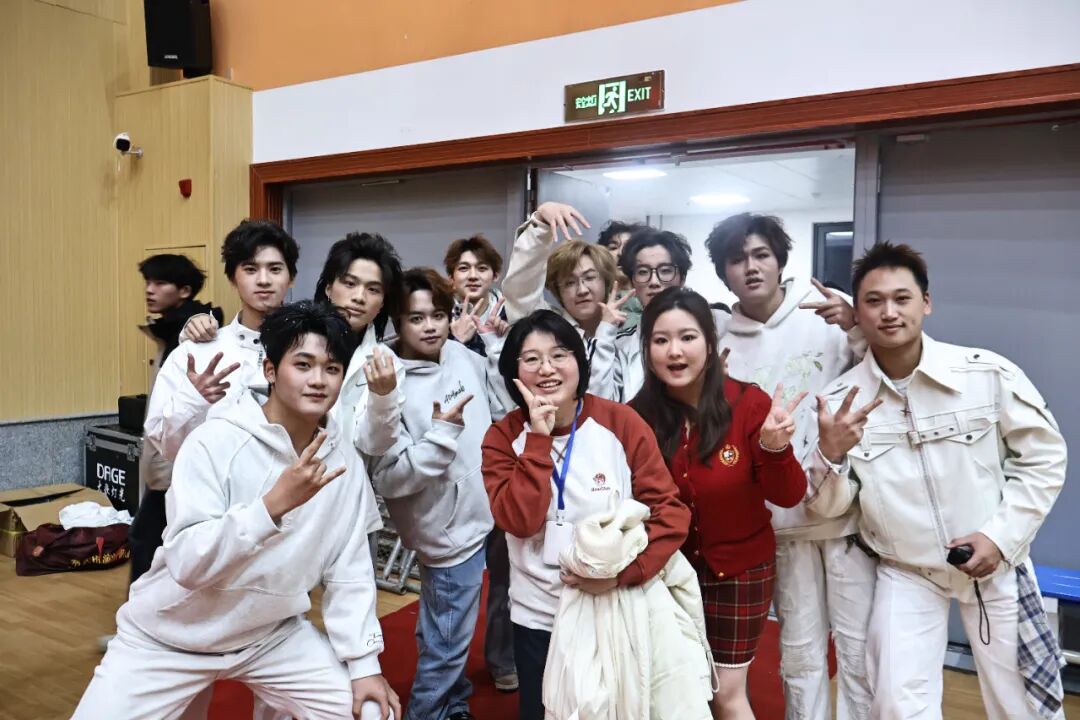 63528ac861112a66e46aff174abb0b39