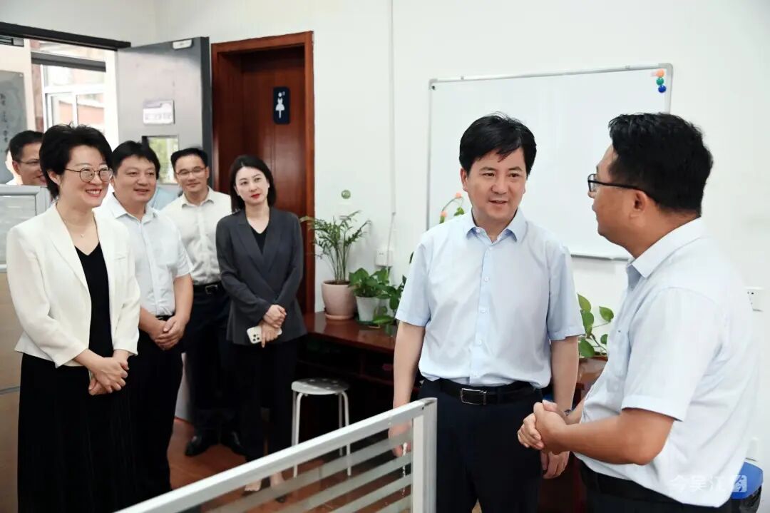 孙建江专题调研全区教育工作