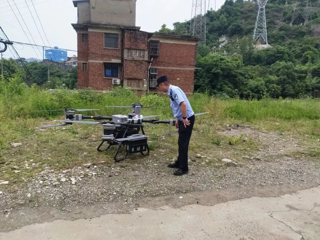 全国首例中型重载无人机黑飞案落地黄石｜无证飞=违法追责