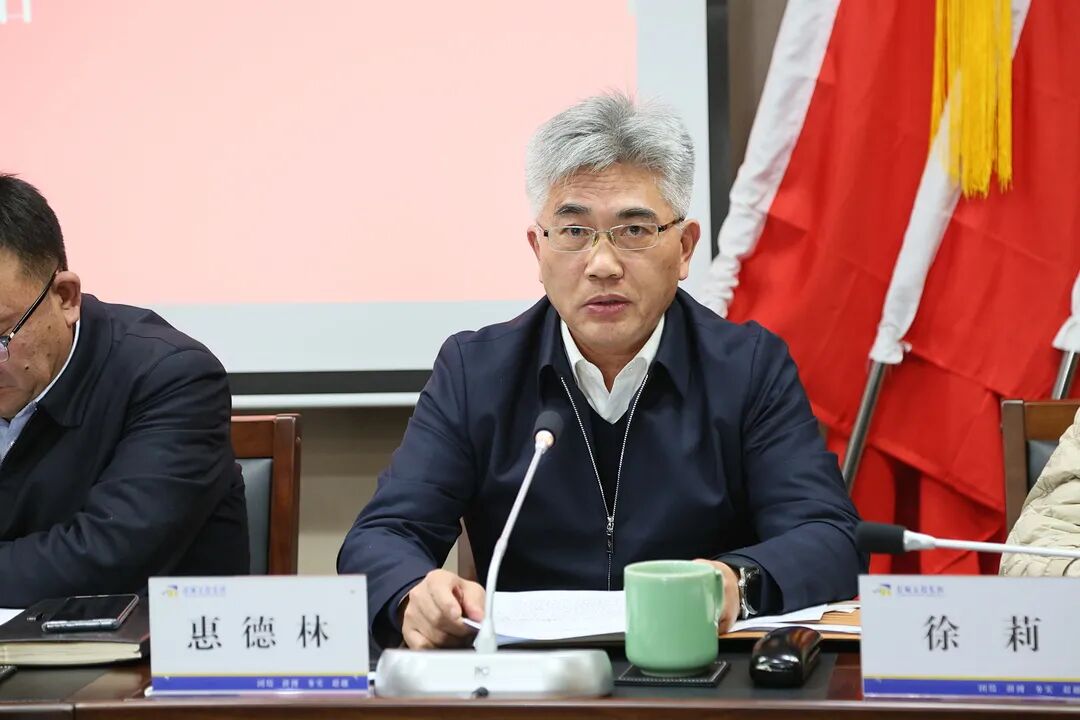 市交投集团召开盐阜,盐丰快速通道劳动竞赛总结表彰大会