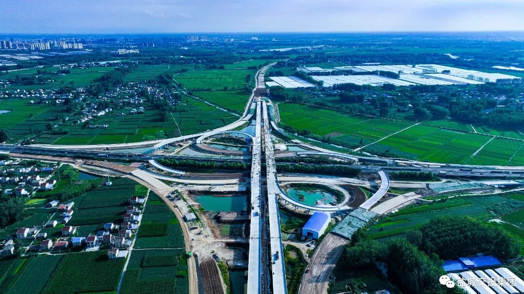 走基层拍一线零距离感受工程建设新进展滨淮高速盐城段