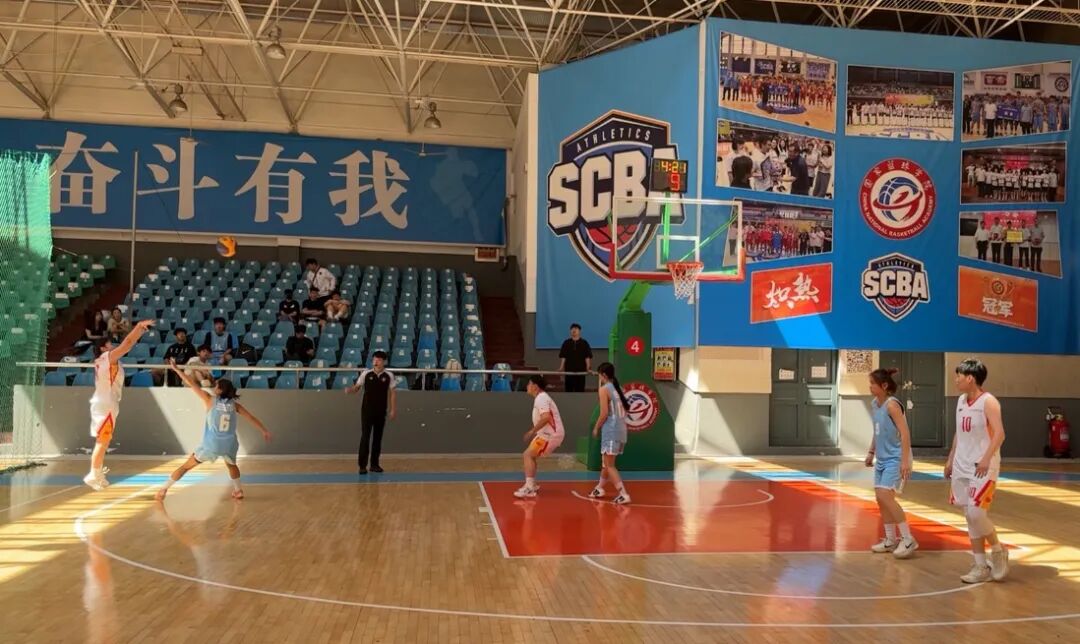 热血赛场，载誉而归！