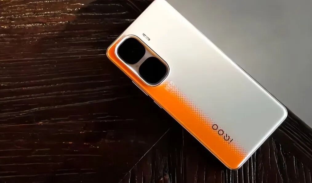 想6年不换手机，闭眼入手这3款，“16+512GB”大跳水，近乎零差评