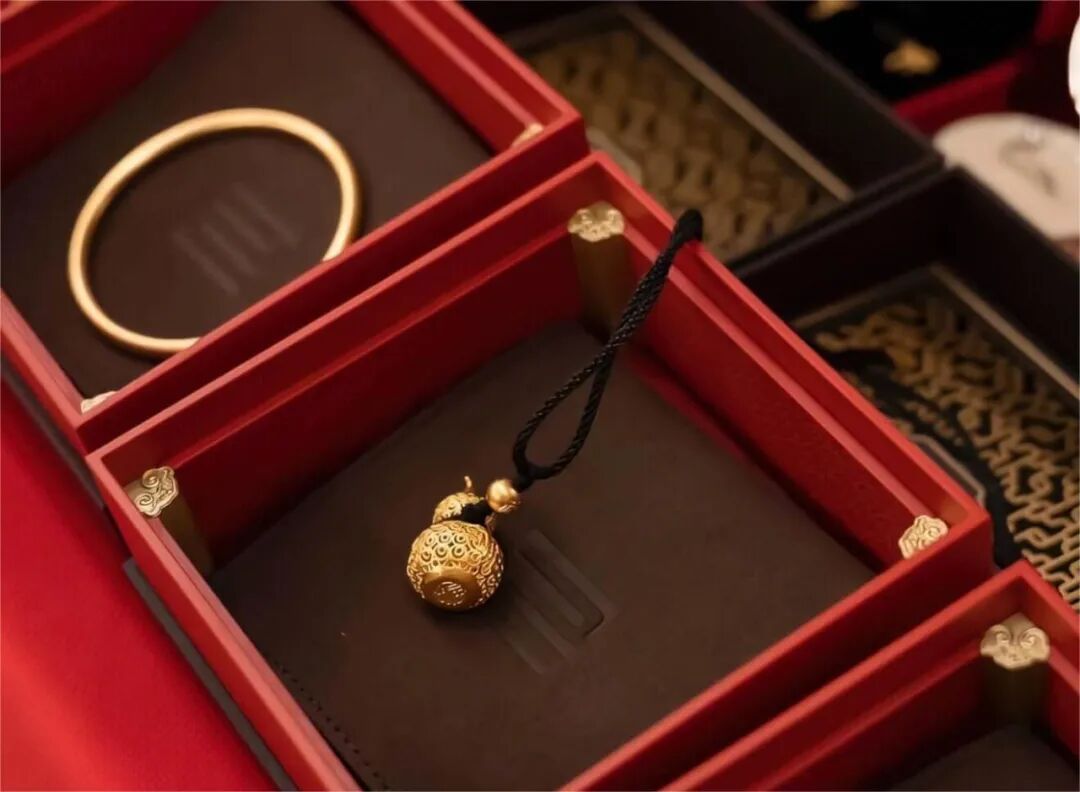 三金什么时候给女方合适？三金婆婆买还是老公买？ - 脉脉