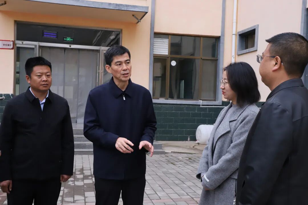 张建强在南河贾河调研