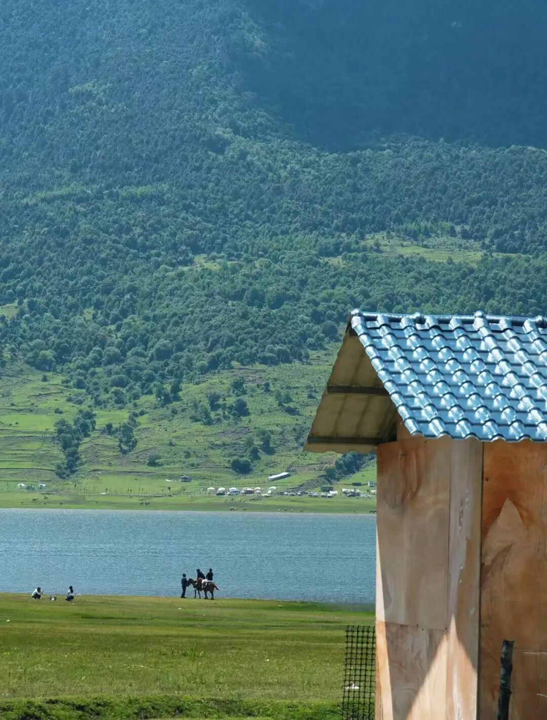 比阳朔更松弛，比腾冲更丰富！这个被《国家地理》称为“中国最美江湖”的地方，真的不一样！