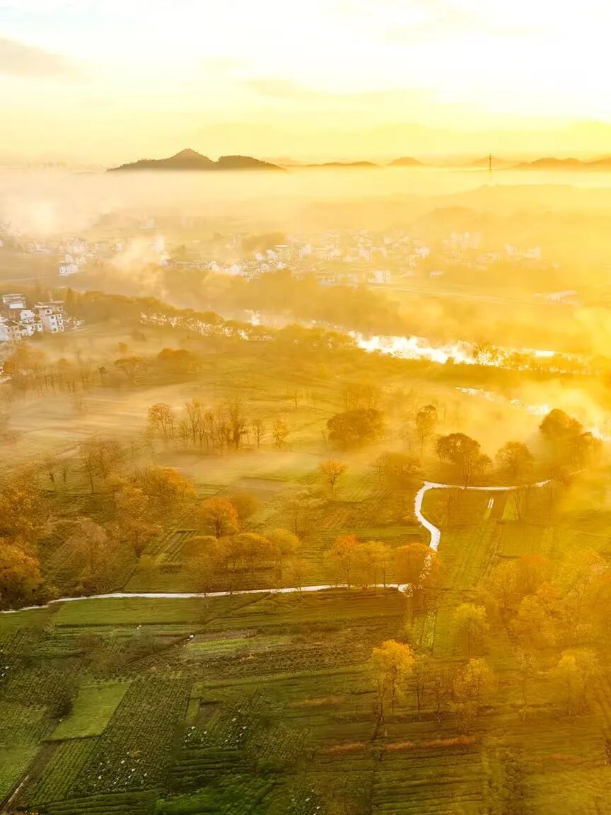 高铁直达！这个国风秋色天花板，比江南更江南，安逸而静谧，累了就去住两三天！