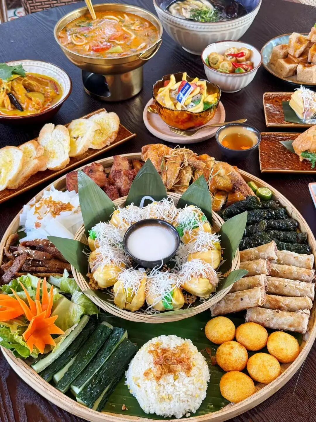 国内唯一可观鲸的海滨慢城，比三亚人少便宜，路的尽头就是海，超适合度假！