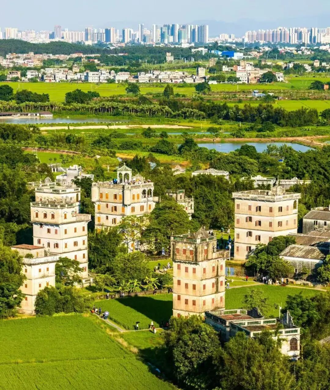 7元吃鲍鱼，10元嗦粉，比厦门清新，比广州好吃，这座小城10月去刚刚好！