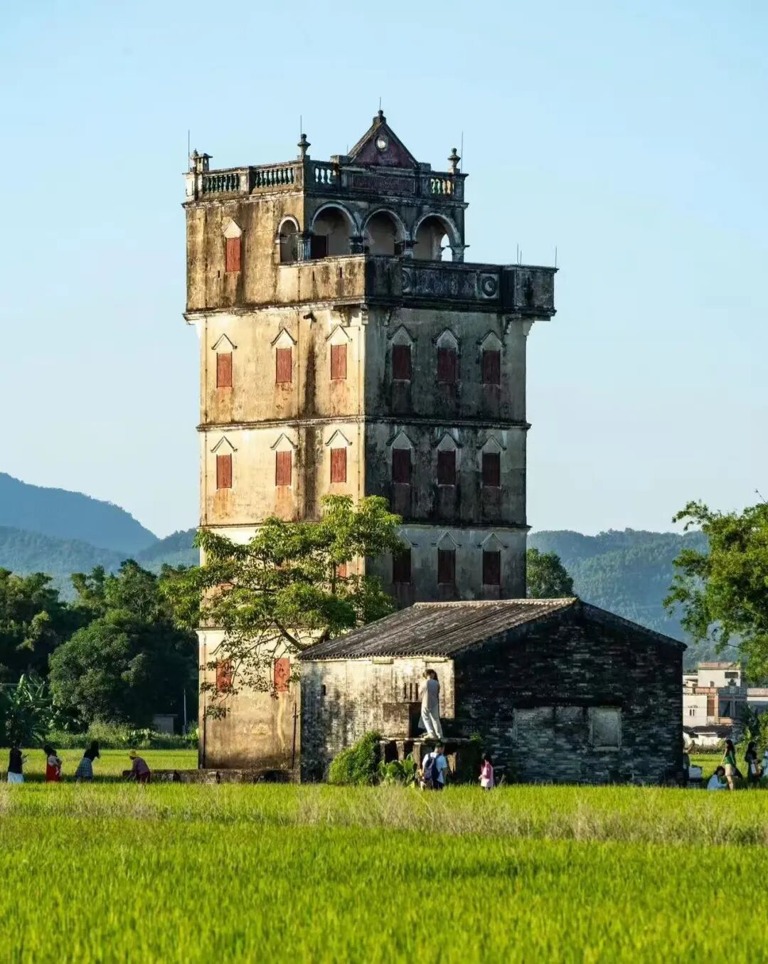 7元吃鲍鱼，10元嗦粉，比厦门清新，比广州好吃，这座小城10月去刚刚好！