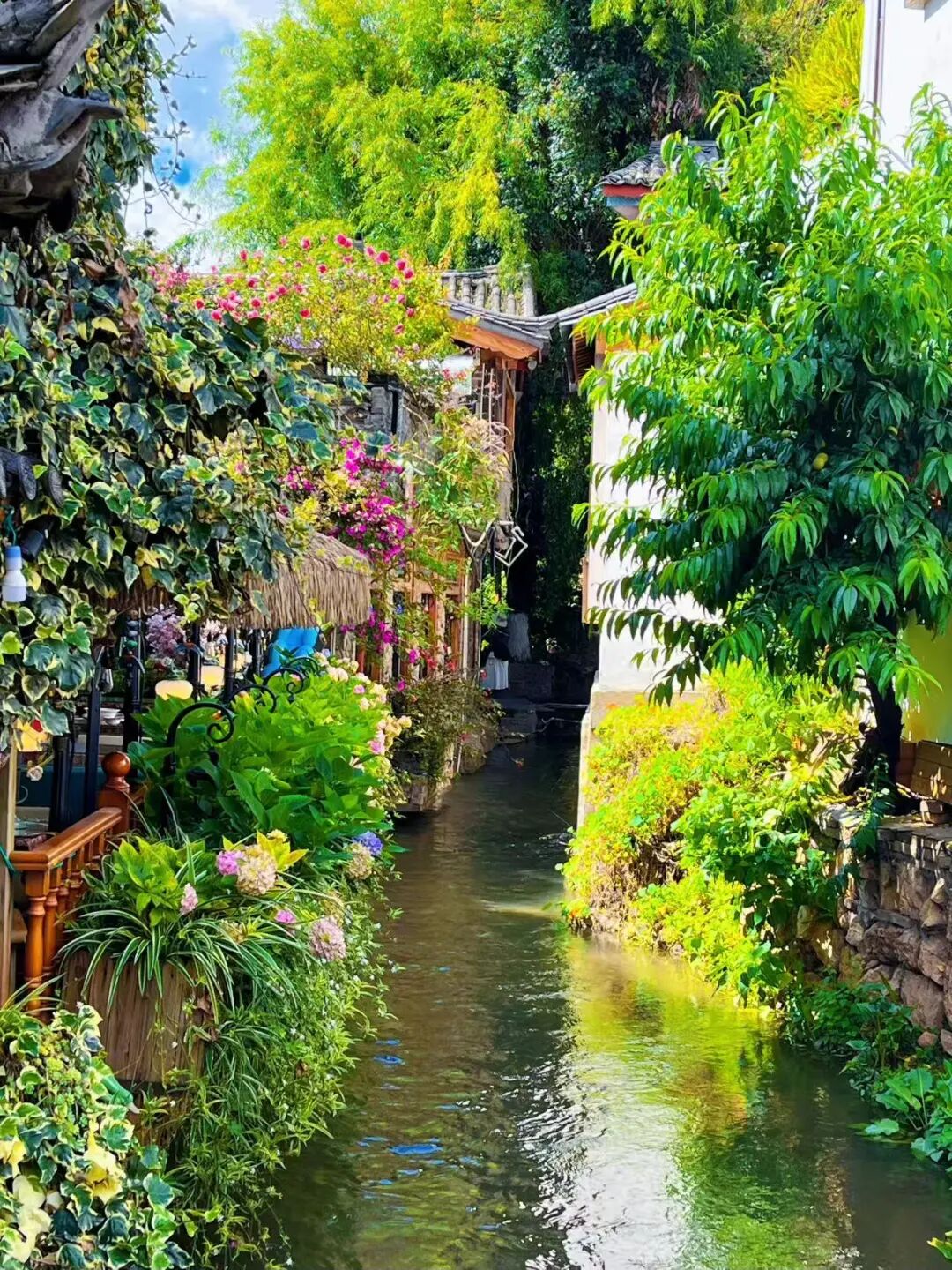 比阳朔更松弛，比腾冲更丰富！这个被《国家地理》称为“中国最美江湖”的地方，真的不一样！