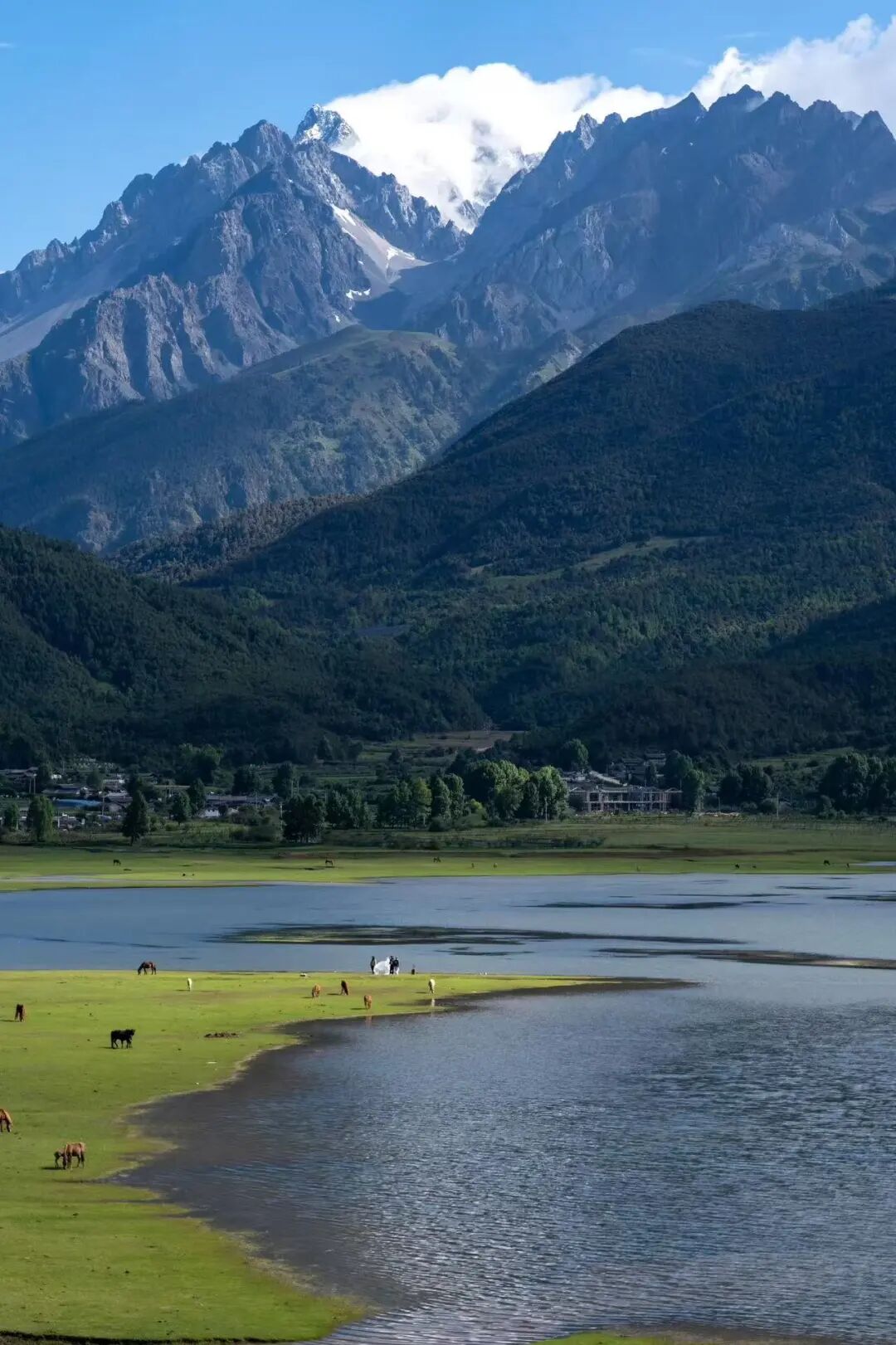 比阳朔更松弛，比腾冲更丰富！这个被《国家地理》称为“中国最美江湖”的地方，真的不一样！