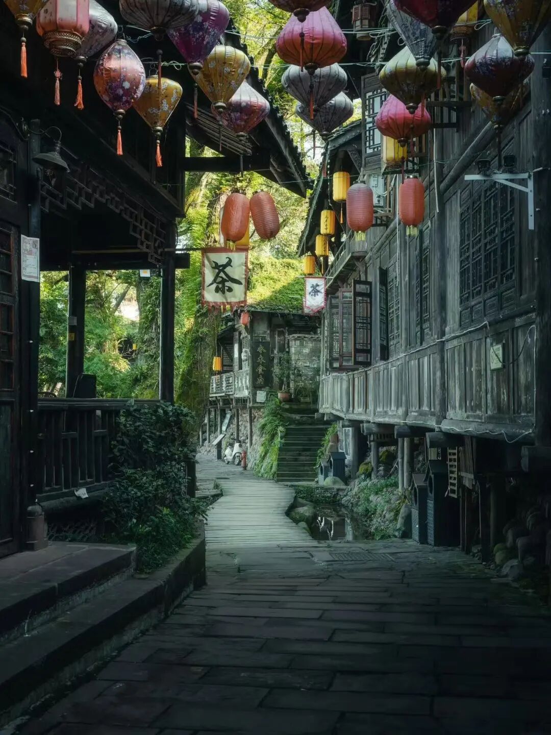 高铁直达！这座巴适老城，美食不输乐山，还是苏东坡的快乐老家，适合周末反向出游！