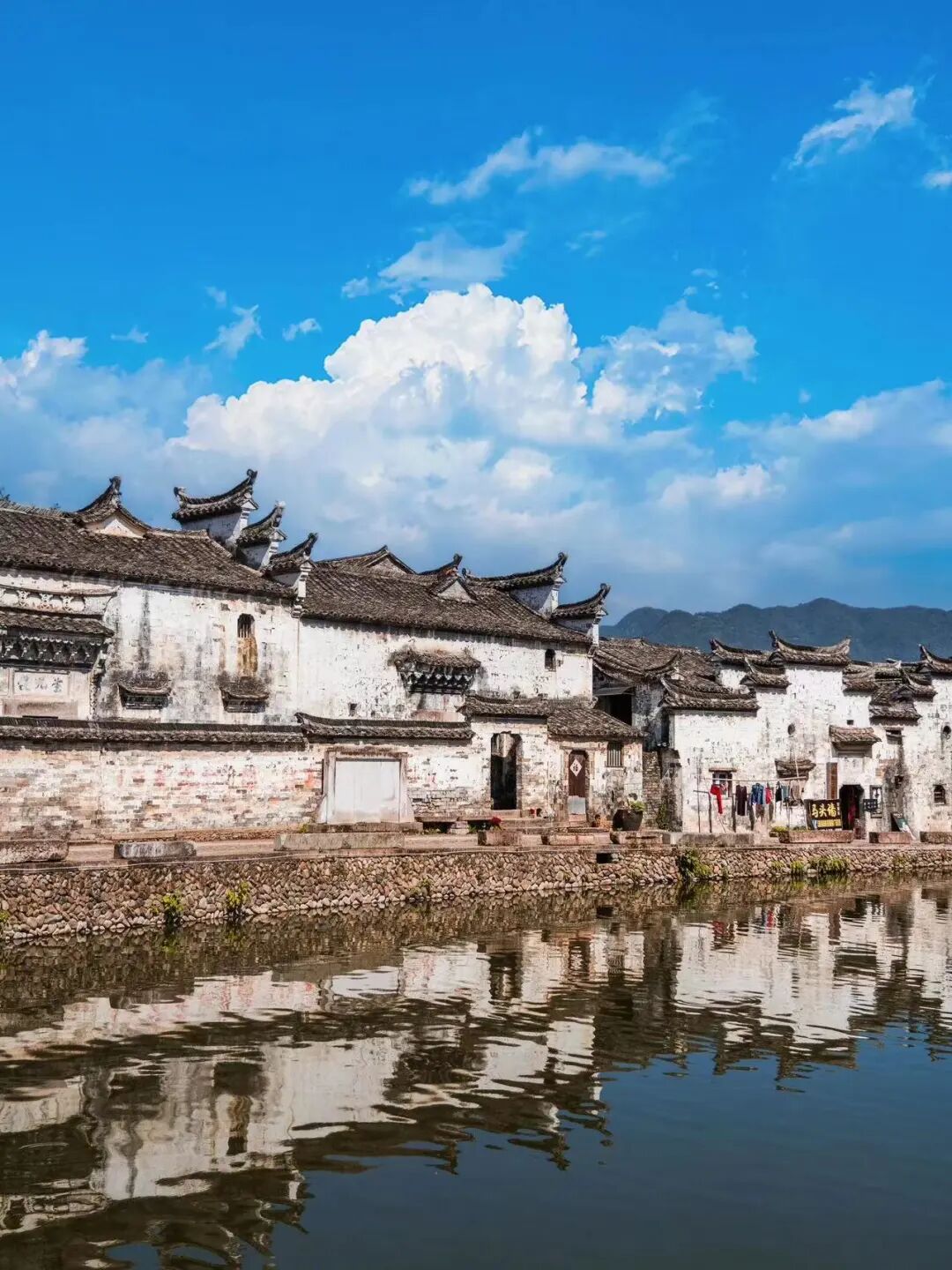 堪称人间仙境，央视多次点名推荐，不费钱不需攻略，倦了就来小住几天