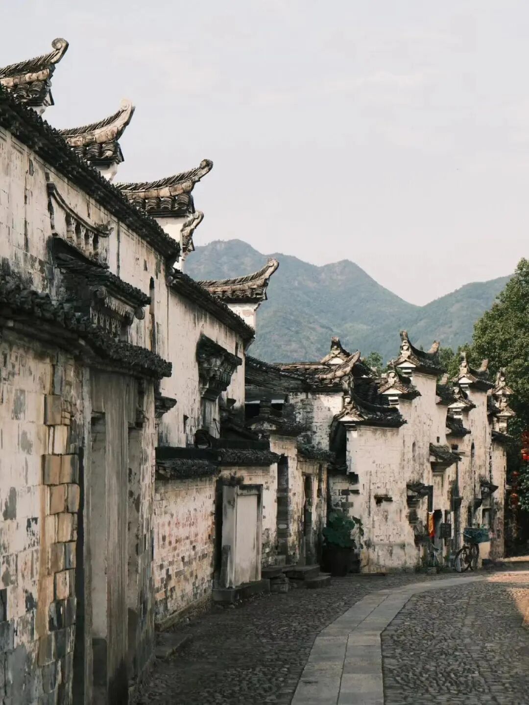 堪称人间仙境，央视多次点名推荐，不费钱不需攻略，倦了就来小住几天