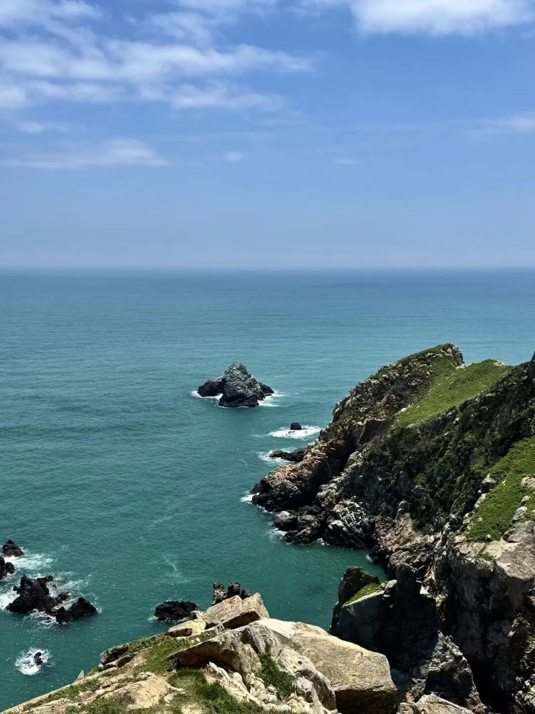 十一反向游的山海小城，人少景美，坐拥中国最美海岸线，人均50+海鲜随心吃