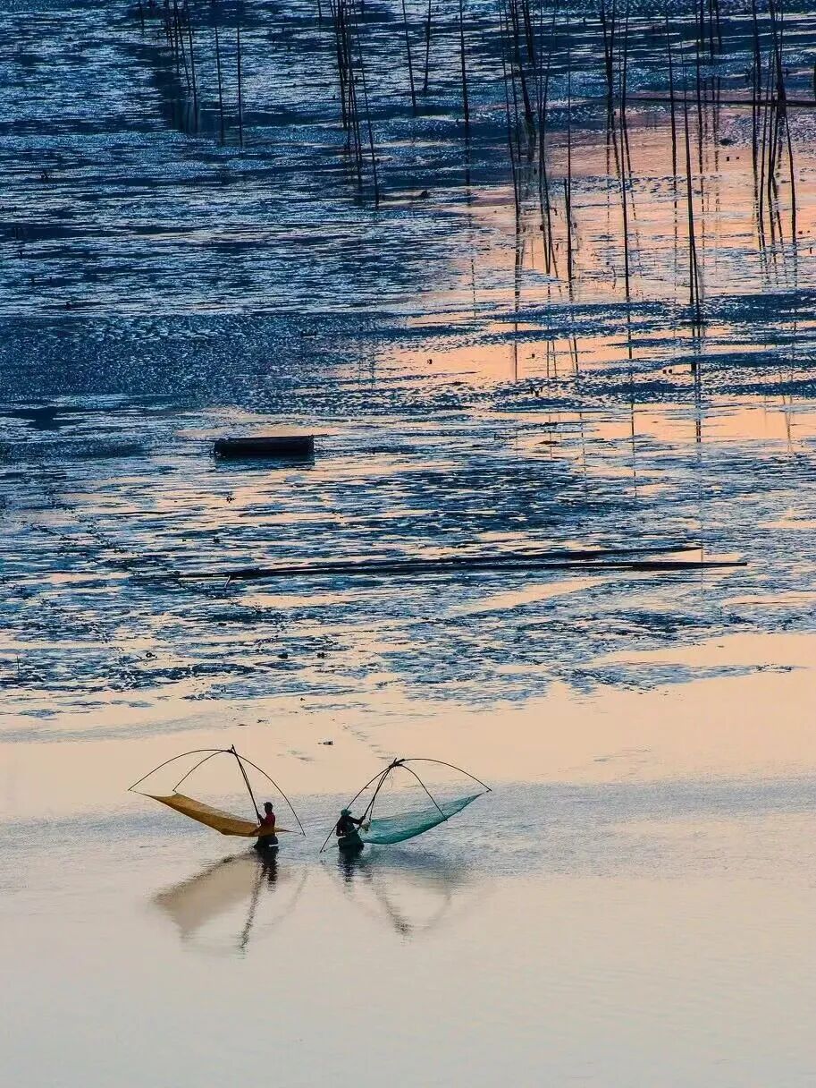 十一反向游的山海小城，人少景美，坐拥中国最美海岸线，人均50+海鲜随心吃