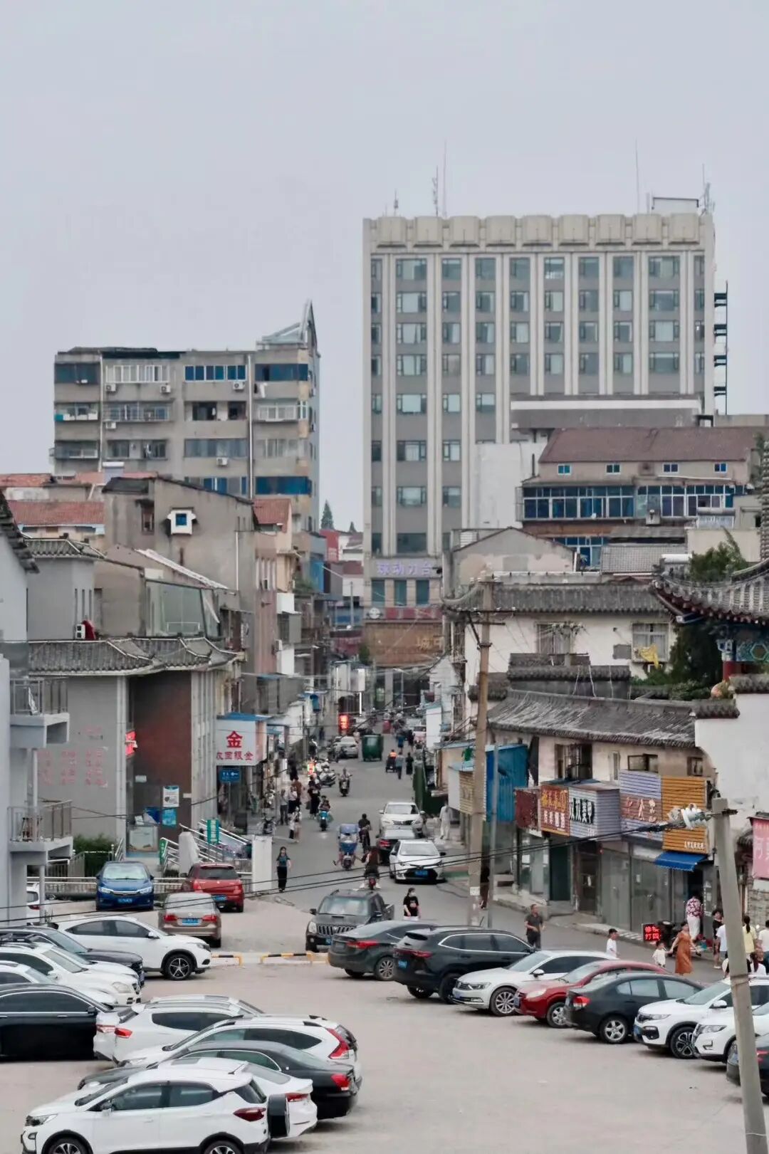 高铁1.5h直达，清晨被白酒火锅唤醒，这座存在感为0的老城有100种过早方式！