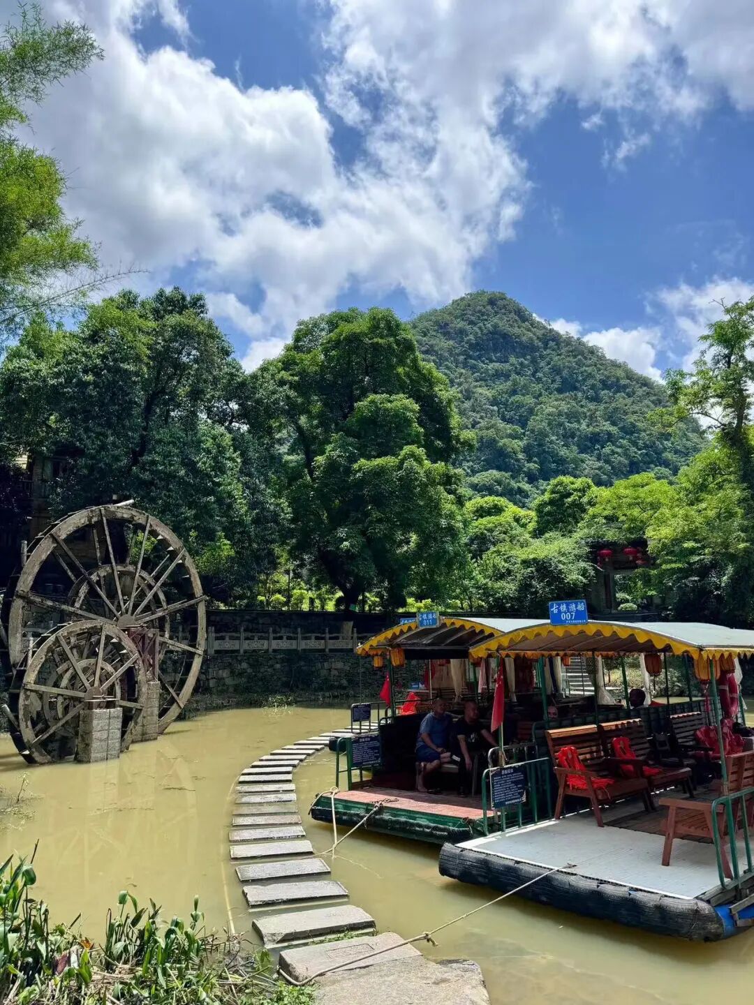 适合小住三五天的绝美古镇，不费钱不需攻略，和当地人一起享受慢生活！