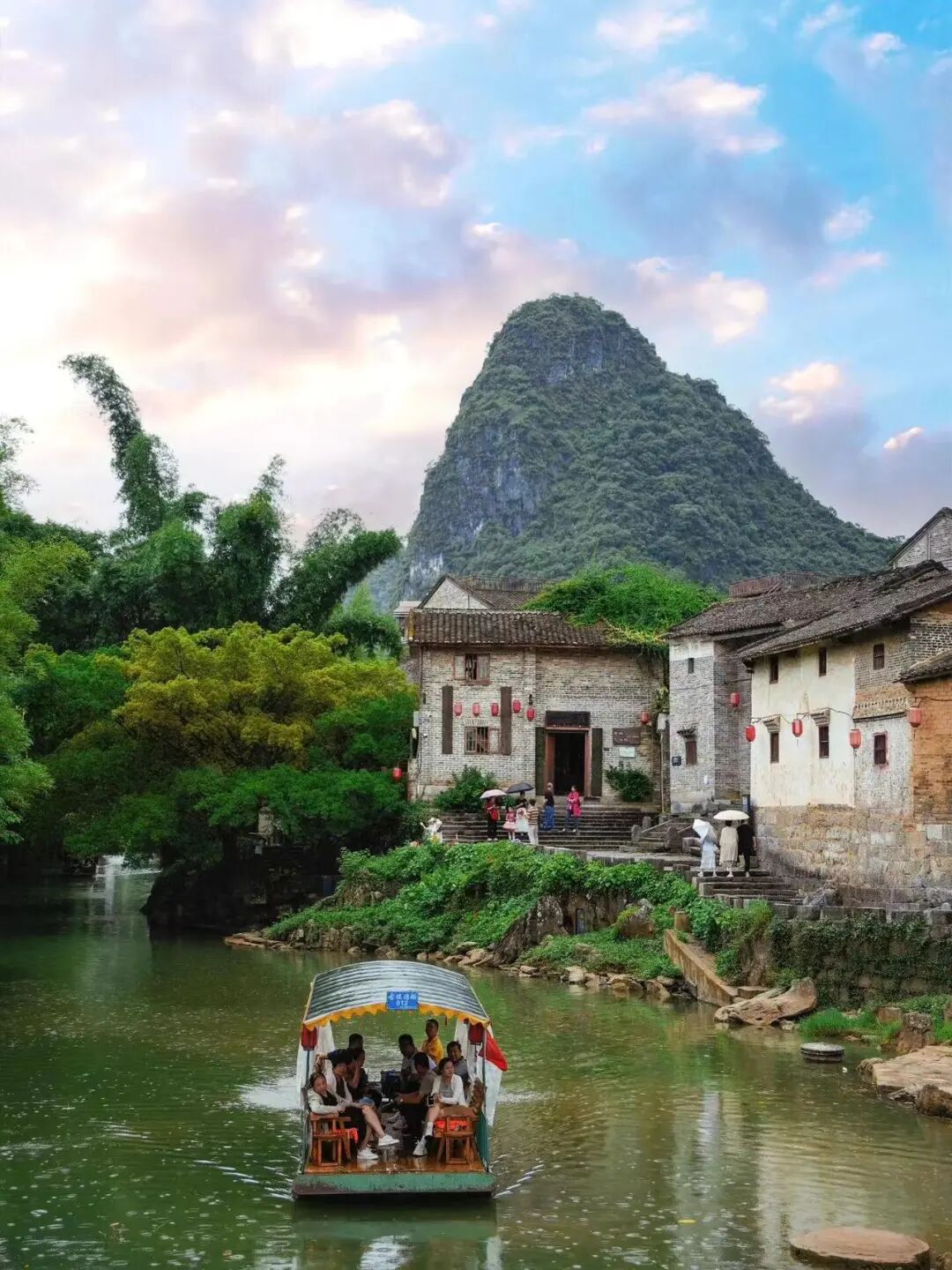 适合小住三五天的绝美古镇，不费钱不需攻略，和当地人一起享受慢生活！