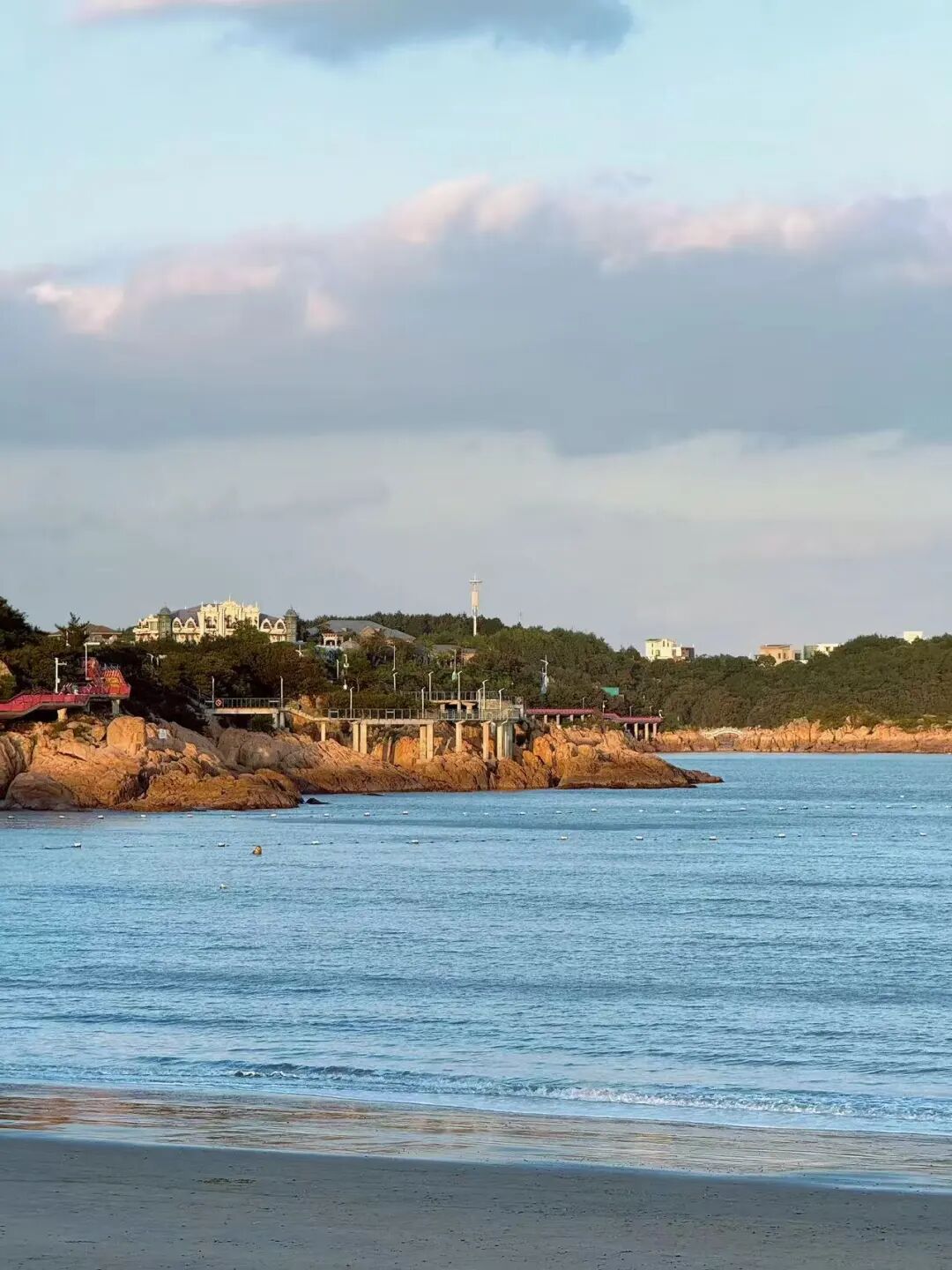 去了趟“梭子蟹之乡”，岛屿不输三亚，开渔季海鲜肥美便宜到哭，人均500玩3天！